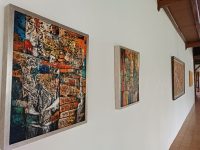 Tiga Perupa Soko Guru Pamerkan Tutur Ayu di Santrian Gallery